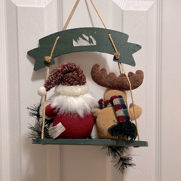 Swinging Santa Clause & Reindeer Door Hanger - Picture 4 of 5